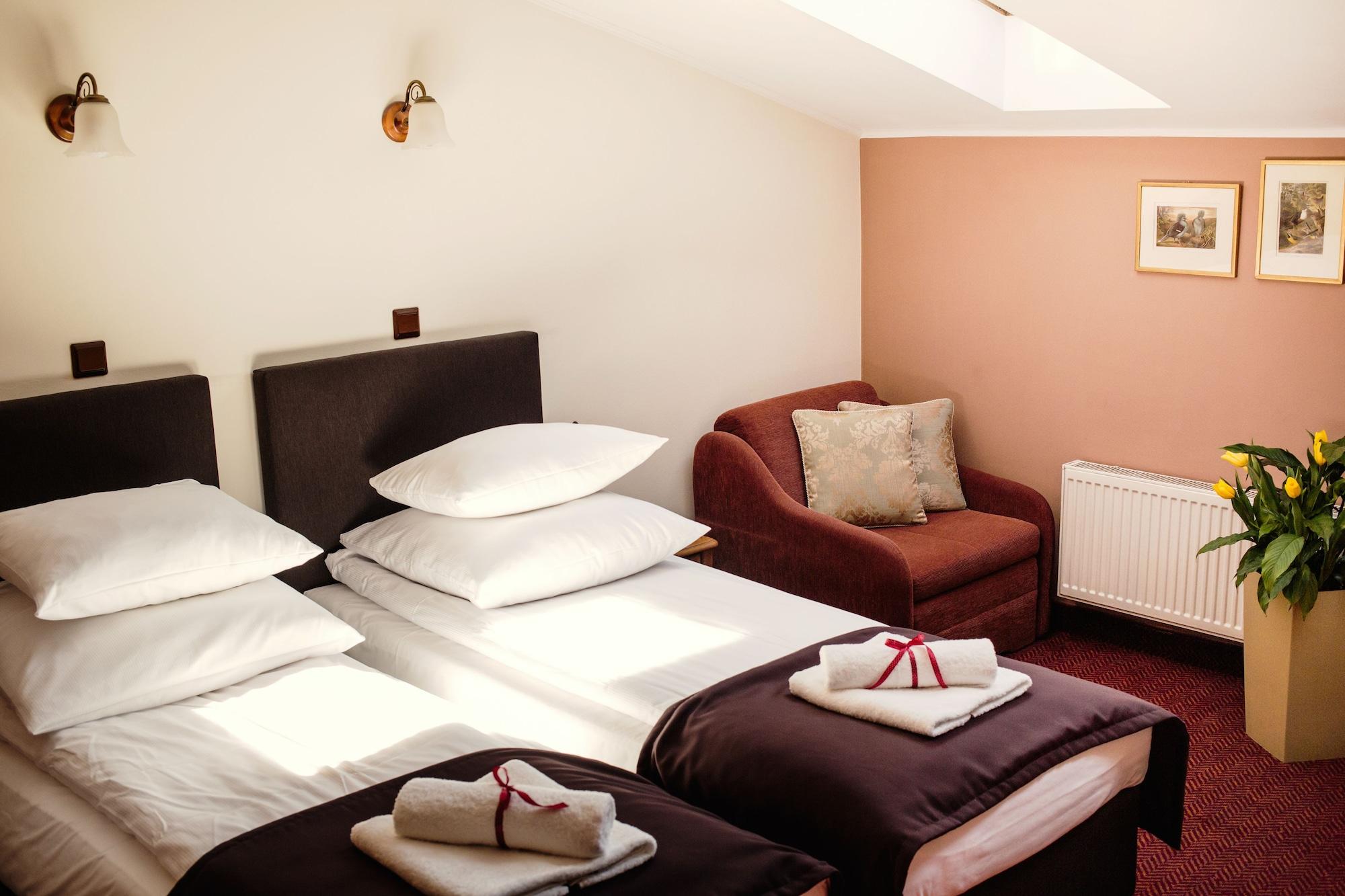 Hotel Eden Krakow Ngoại thất bức ảnh