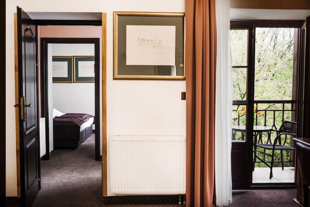 Hotel Eden Krakow Ngoại thất bức ảnh