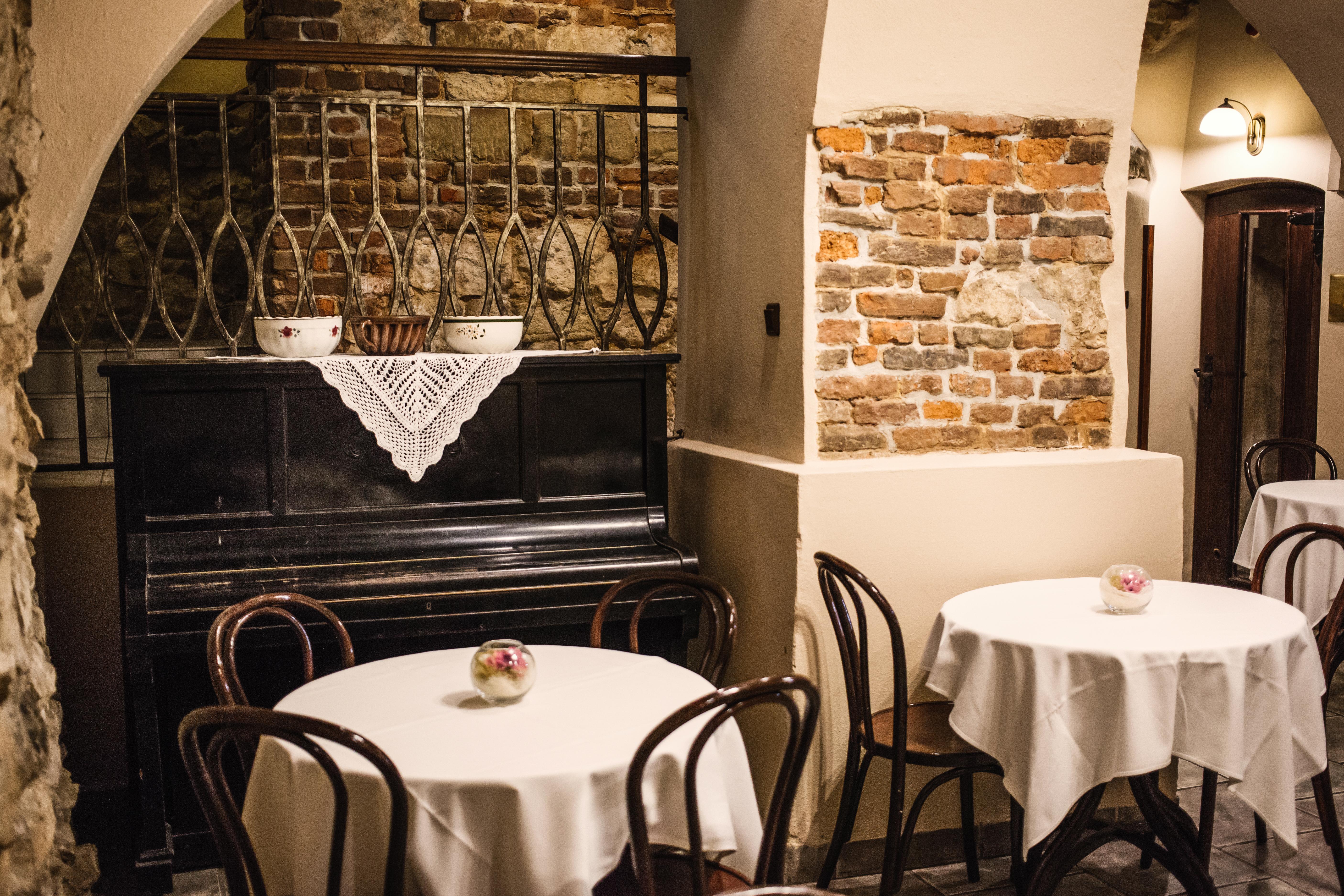 Hotel Eden Krakow Ngoại thất bức ảnh