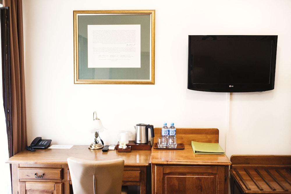 Hotel Eden Krakow Ngoại thất bức ảnh
